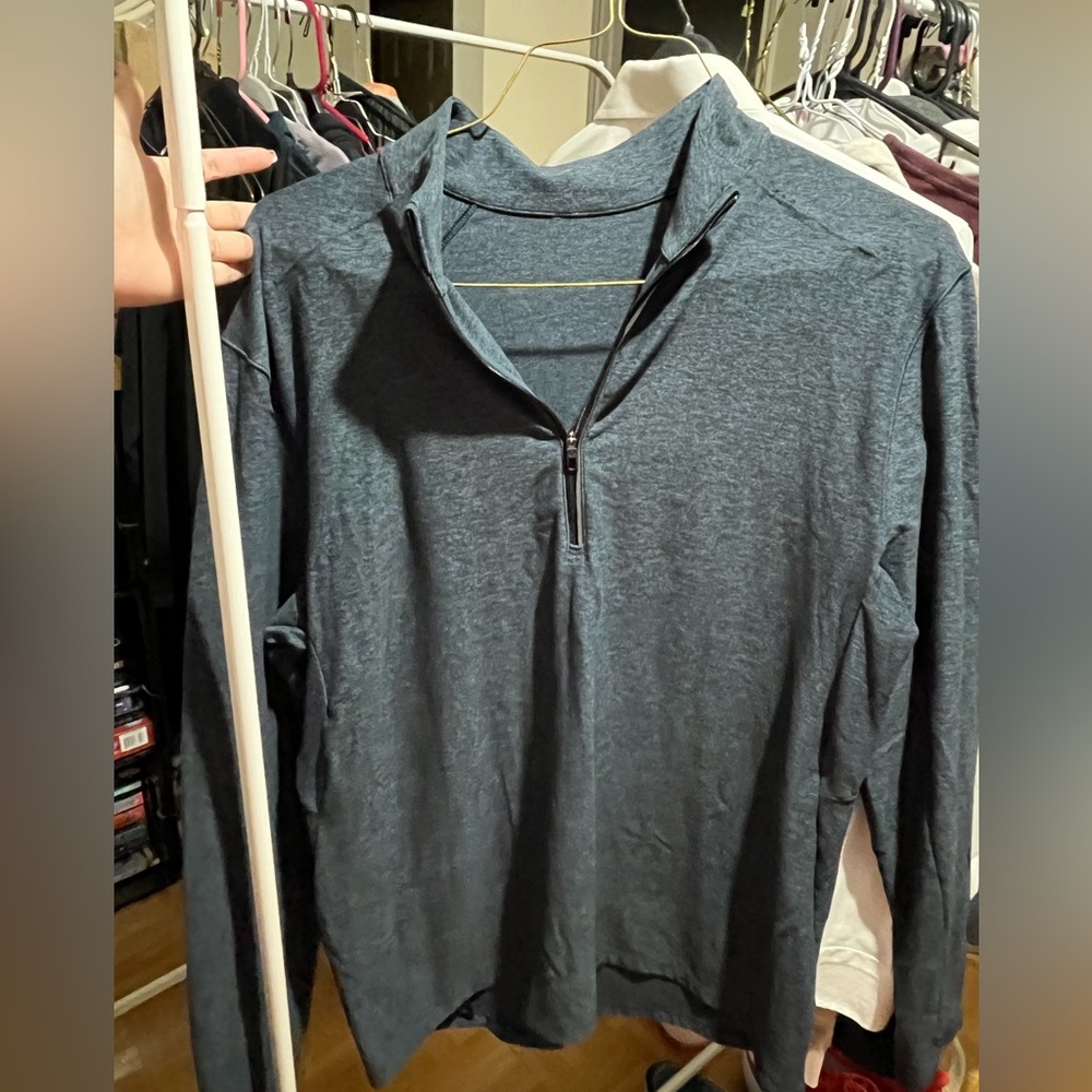 Lululemon vent tech half zip